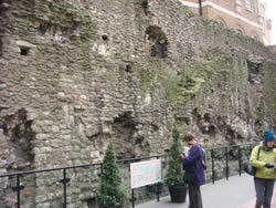 roman wall 1